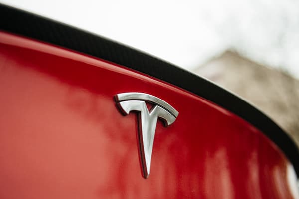 Cybercab to Start Production in the Second Quarter of Next Year; Optimus V3 to Be Unveiled: Musk Places Bet on AI and Robotics