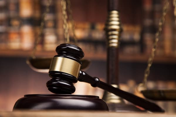 AI日報:上海首例涉AI提示詞著作權案宣判;Kimi K2 Thinking發佈;中文圖像編輯新王UniWorld-V2發佈