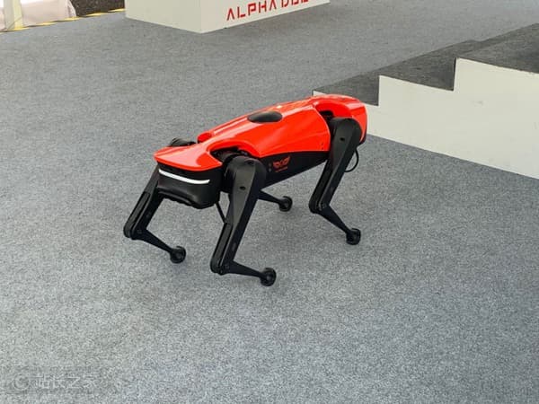 NIO Ventures into Embodied Intelligence: Assembles a 20-Person Team to Develop Robotic Dogs